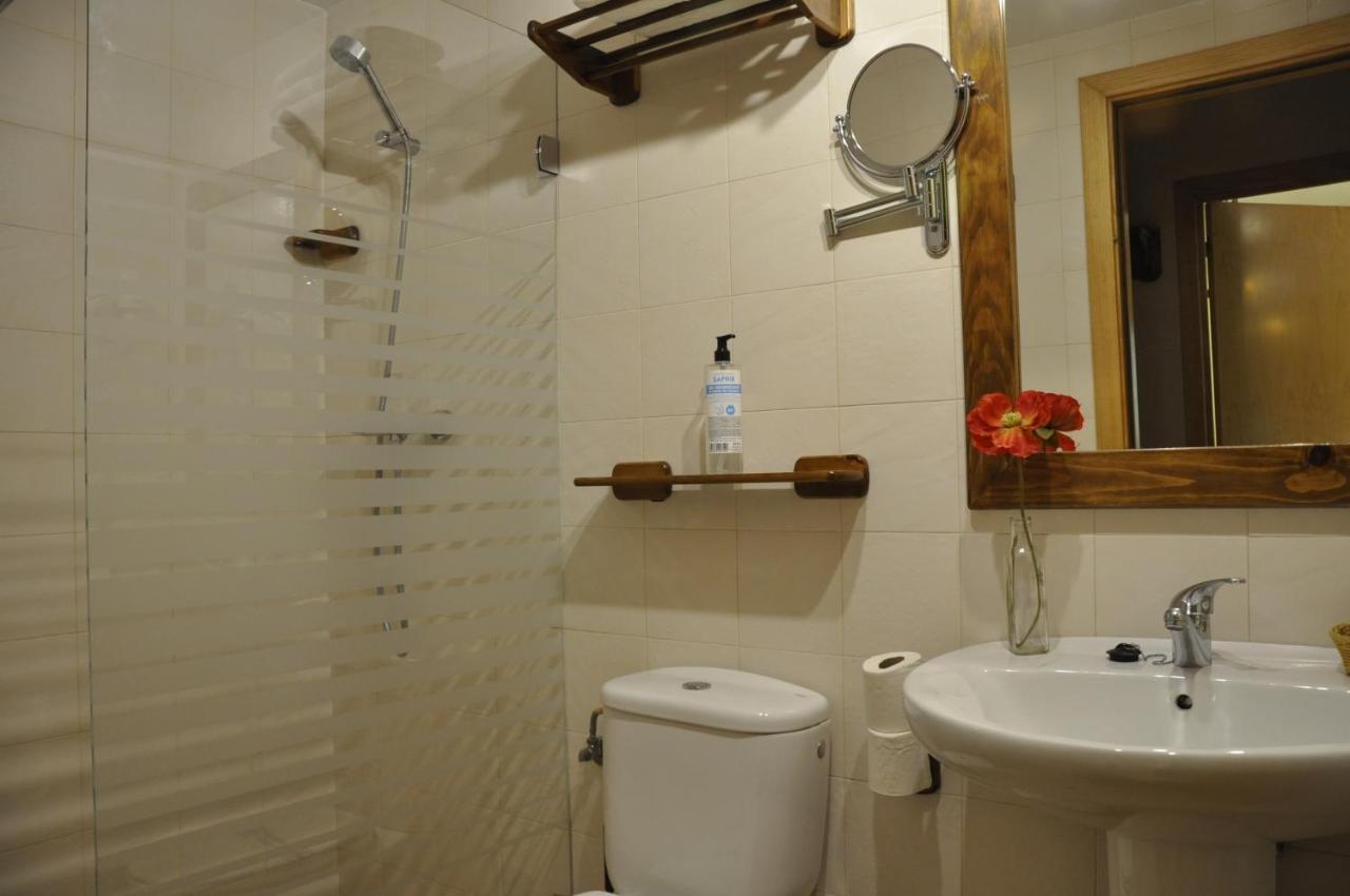 Apartamentos Los Pirineos - Atencion Personal Biescas  Extérieur photo